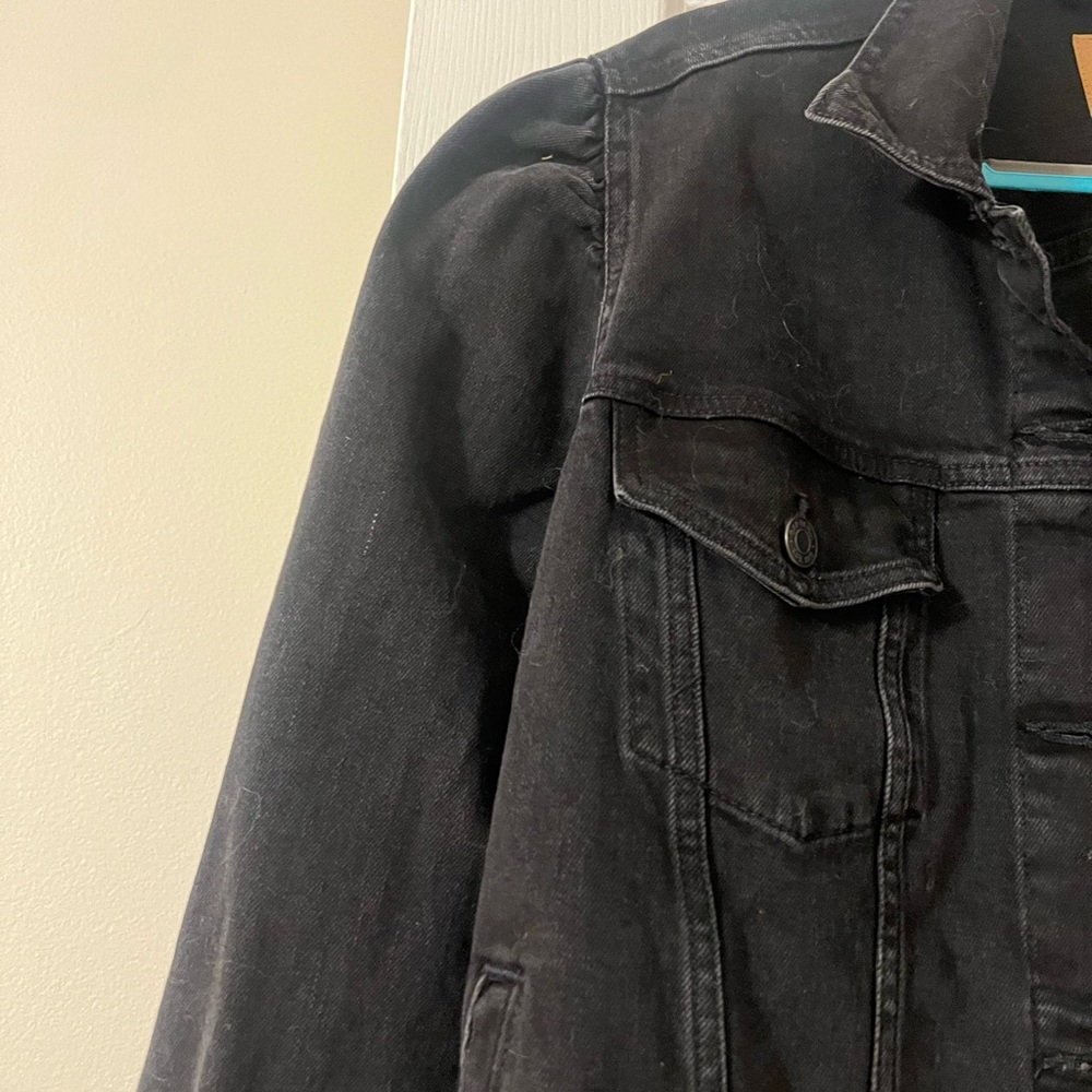 GAP Black Jean Jacket - Picture 2 of 6